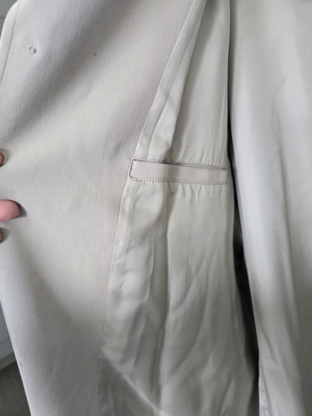 Bachrach Beige Single-Breasted Trench Coat - Picture 3 of 12